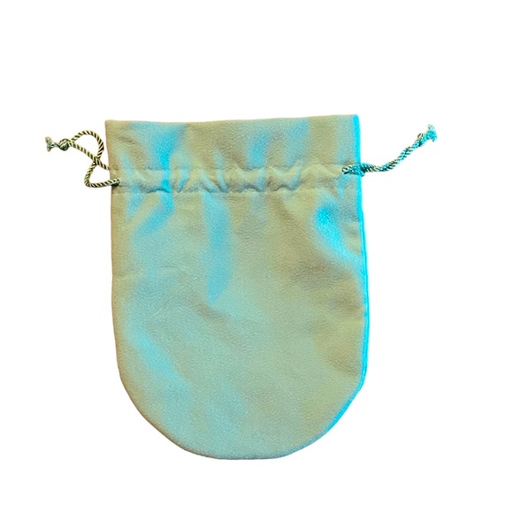 SOLD Authentic Tiffany & Co. Extra Large Pouch Drawstring Dust NEW (7 x 5 1/2) - Picture 3 of 4